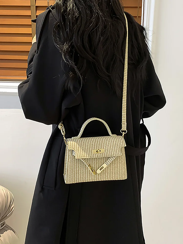 Solid Box Crossbody Bag 522 Solid Box Crossbody Bag