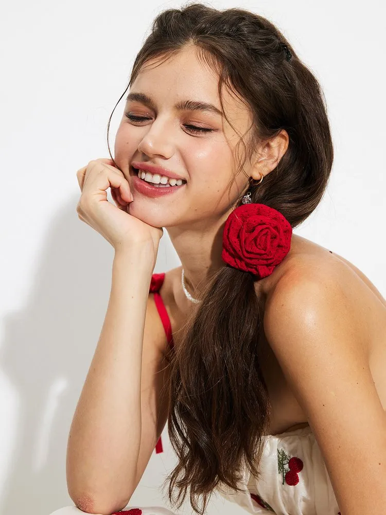 Rose Openwork Hair Tie