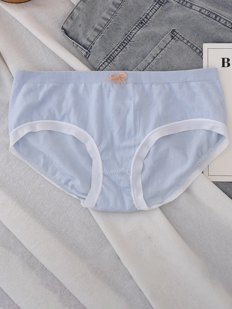Bow Briefs 32 Bow Briefs