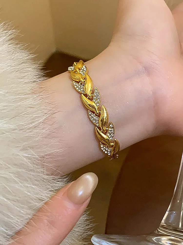 Rhinestone Fashion Bracelet