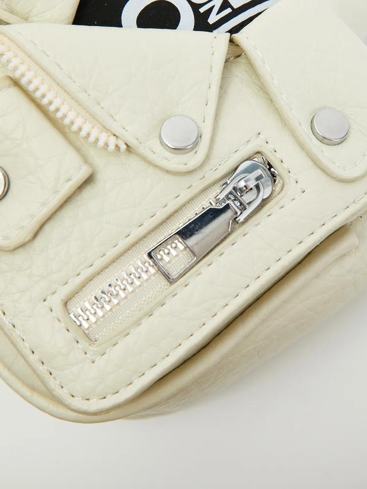 Solid Box Crossbody Bag 426 Solid Box Crossbody Bag