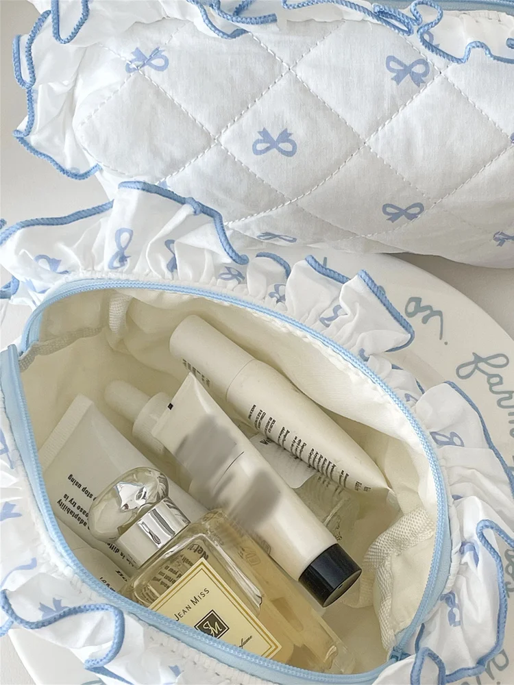 Bow&Lace Embroidery Makeup Bag