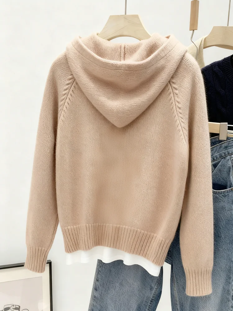 Embroidered Knit Cardigan
