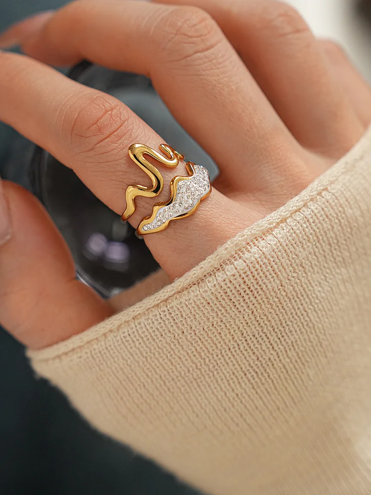 Rhinestone Fashion Ring
