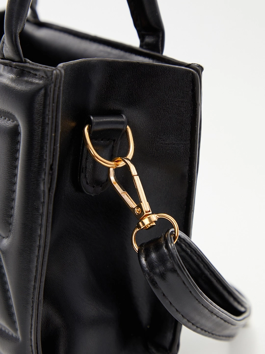 Solid Box Crossbody Bag 366 Solid Box Crossbody Bag